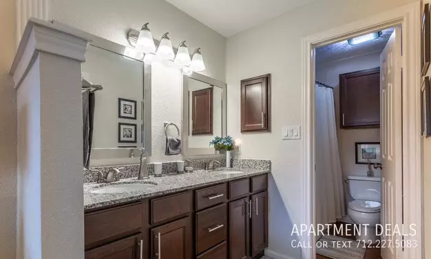 133 Plantation Dr Apartment for rent in Lake Jackson, TX