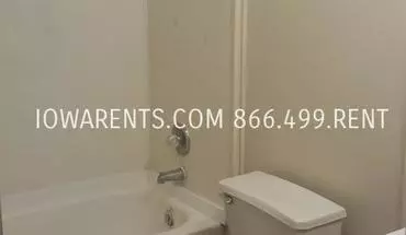 5 of 11 502 E Coolbaugh St Apartment for rent in Red Oak, IA