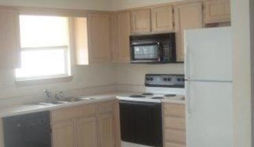 101 NE Sunshine St Apartment for rent in Oak Grove, MO