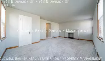 4 of 16 913 N Division St Apartment for rent in Appleton, WI