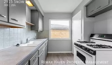 5 of 21 2915 Snow RD House for rent in Parma, OH