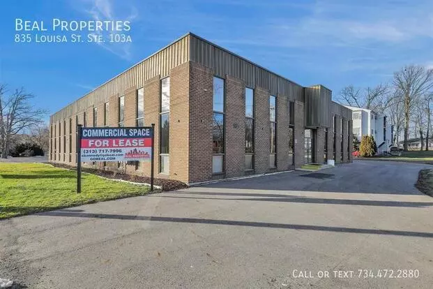 835 Louisa St Apartment for rent in Lansing, MI