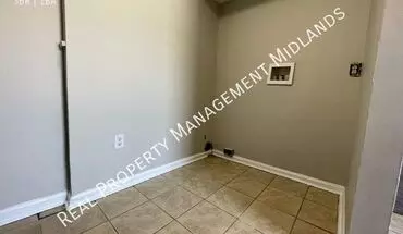 4 of 10 5812 N Main St Apartment for rent in Columbia, SC