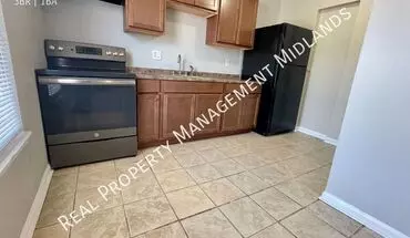 3 of 10 5812 N Main St Apartment for rent in Columbia, SC