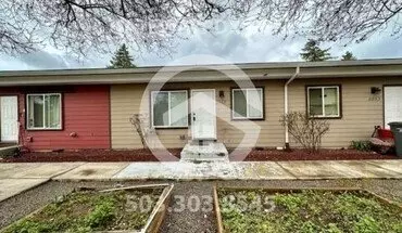 2 of 14 5655 SE 123Rd Ave House for rent in Portland, OR