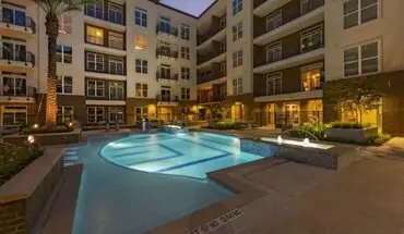 3 of 8 1300 Leeland St Apartment for rent in Downtown Midtown, TX
