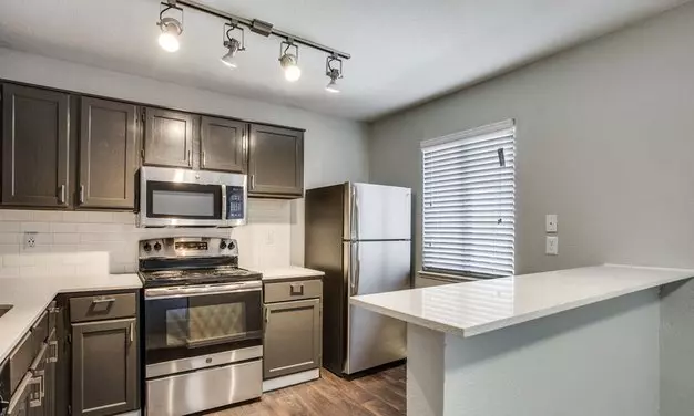 1289 Heather Ridge Ln Apartment for rent in Arlington, TX