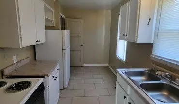 3 of 13 2721 N Keystone Ave House for rent in Indianapolis, IN