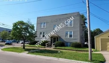 2 of 15 715 SW 11Th St Apartment for rent in Topeka, KS