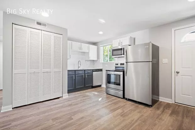 136 Town St Apartment for rent in Gahanna, OH