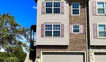 3 of 128 High Pointe Dr House for rent in Spring Grove, PA
