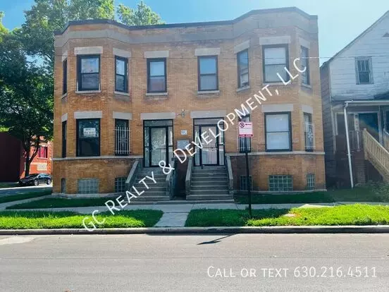 6401 S Eberhart Ave Apartment for rent in Chicago, IL