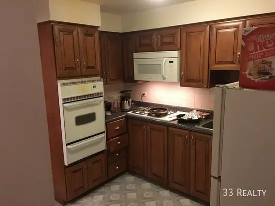 1266 Washington St Apartment for rent in Des Plaines, IL