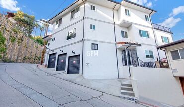 2040 N Sycamore Ave Apartment for rent in Los Angeles, CA