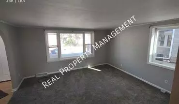 5 of 14 1115 Pearl St Apartment for rent in Waukesha, WI