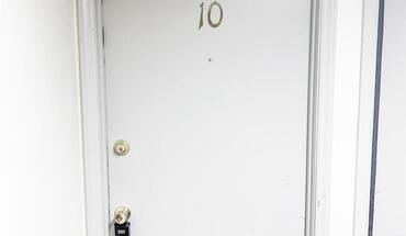 562 Woodland Ave Apartment for rent in Lexington, KY