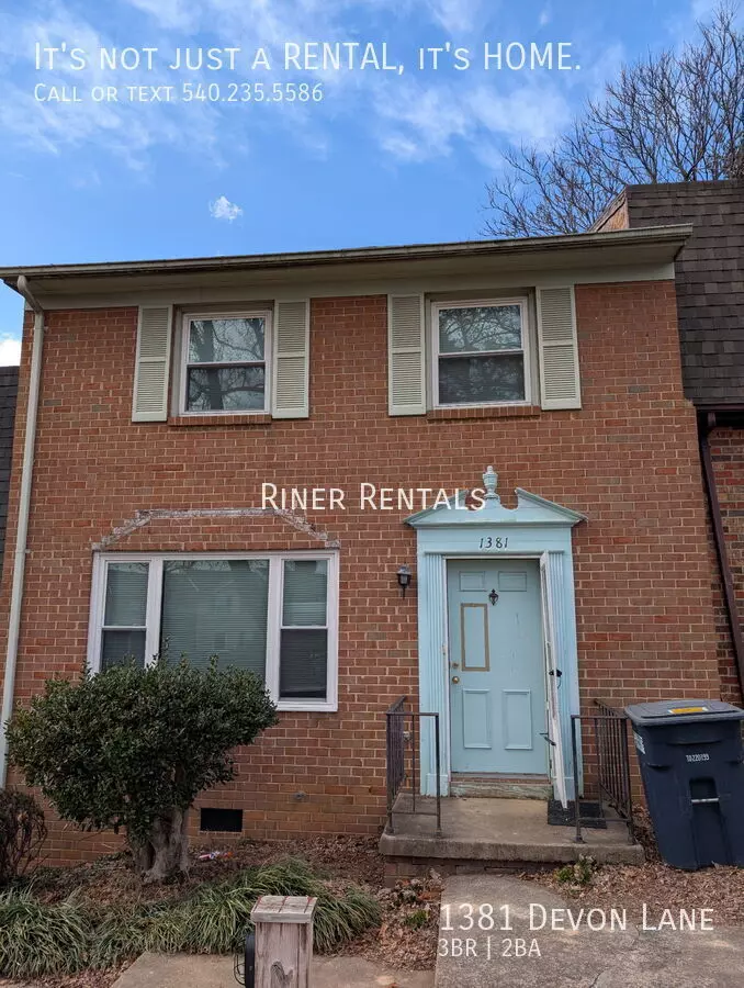 1381 Devon Ln Apartment for rent in Harrisonburg, VA