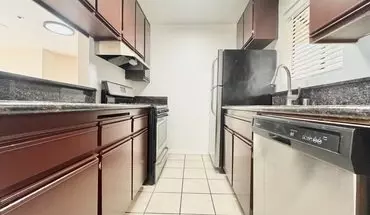 2 of 27 100 N Clark Dr Apartment for rent in Los Angeles, CA