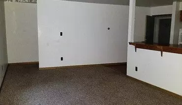 5 of 10 33 W Front St Apartment for rent in Monroe, MI