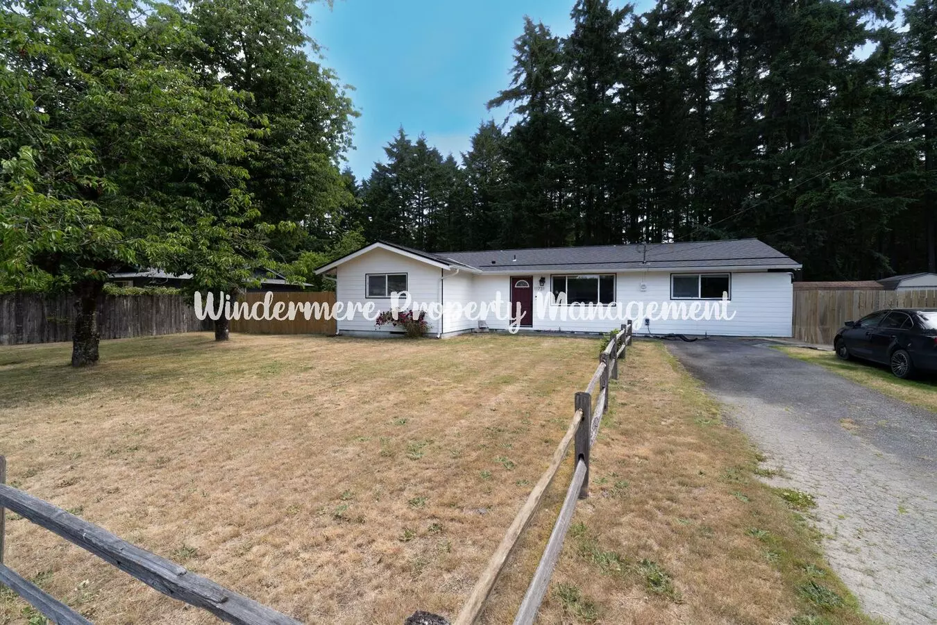 Bright And Cheery 3 Bed Rambler On Large Fully Fenced Lot House for rent in Port Orchard, WA