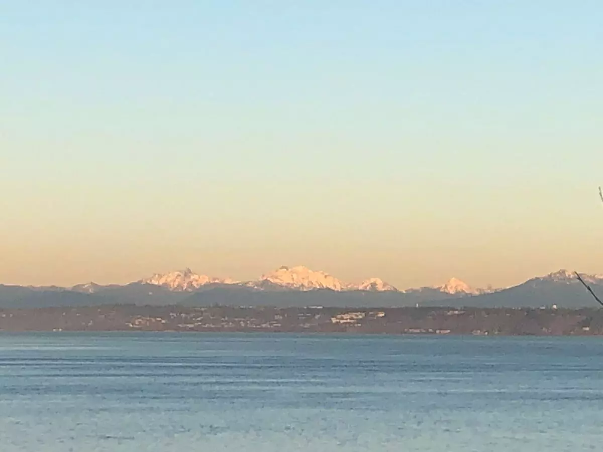 Incredible Water And Mountain Views From The Pnw Home! House for rent in Kingston, WA