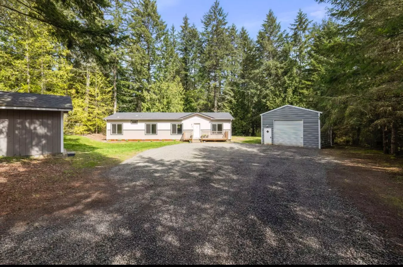 Peaceful Forest Retreat With Detached Garage In Poulsbo House for rent in Poulsbo, WA
