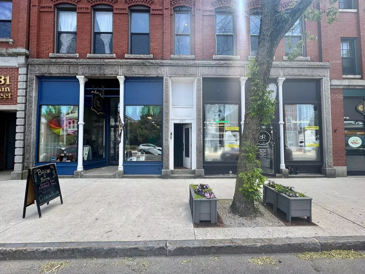 285-287 289 Main St Apartment for rent in Biddeford, ME