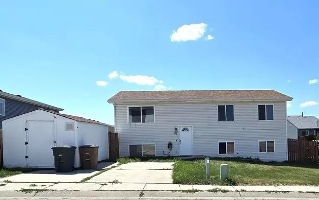 5 Bedroom, 2 Bathroom Home For Rent In Westover Hills. Apartment for rent in Gillette, WY