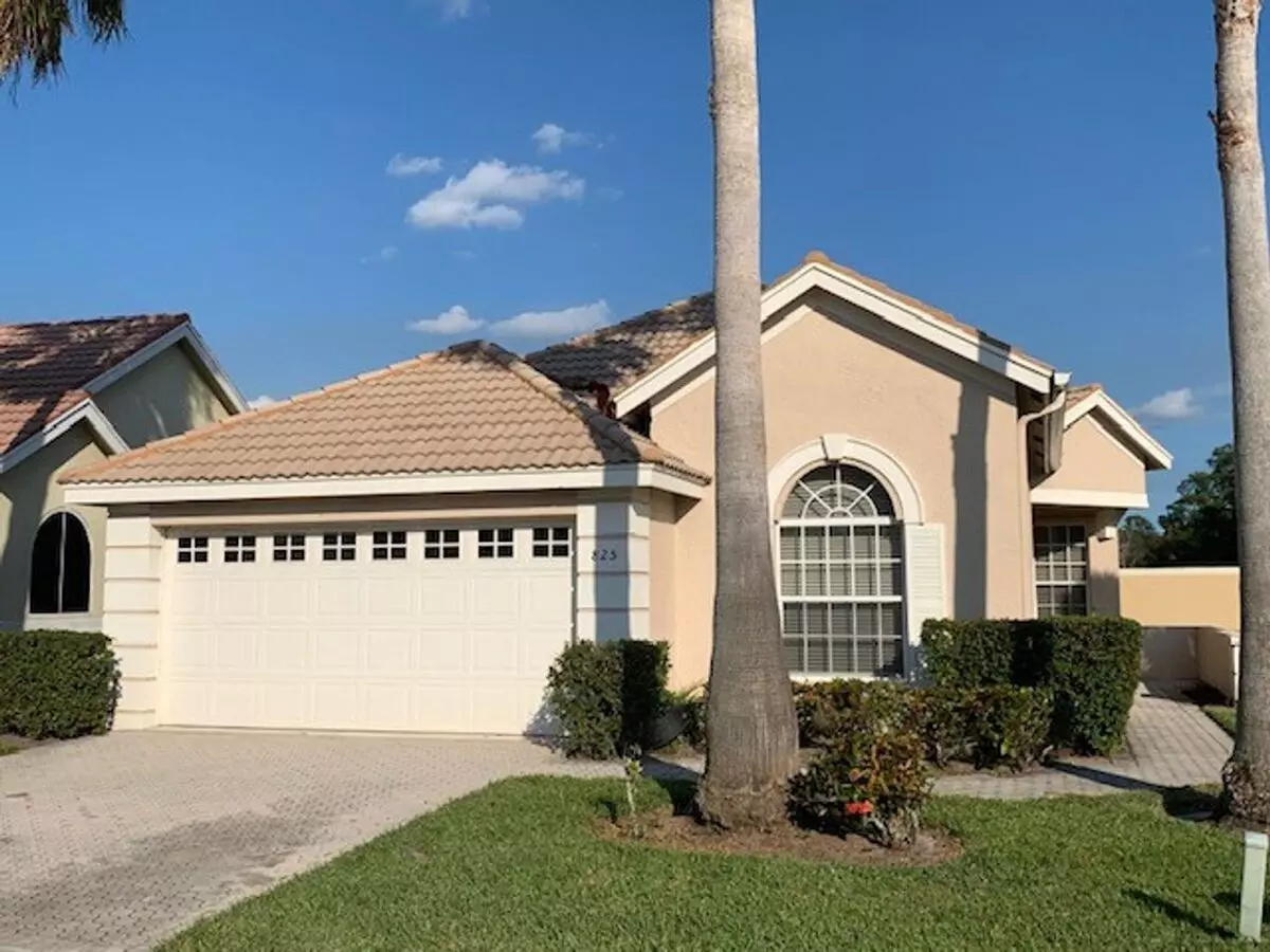 3/2 Home Located In Slw - Lake Charles House for rent in Pt St Lucie, FL