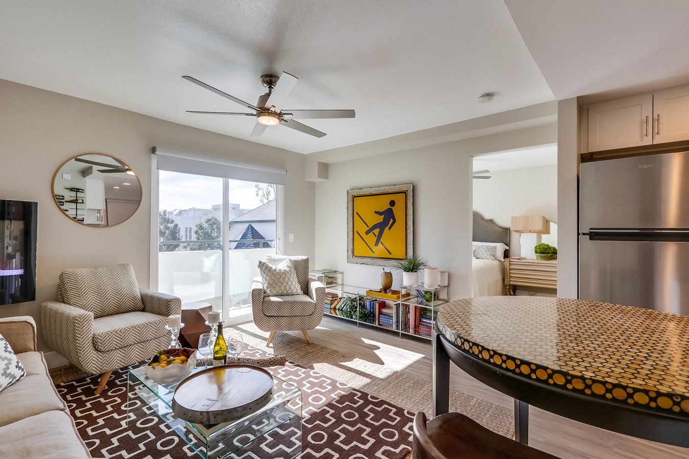 Harbor Cove Apartment Homes Laguna Beach, CA Rentable