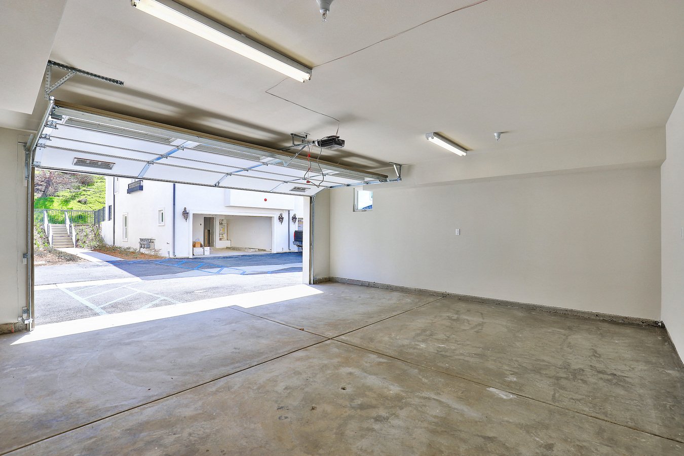 Meridian at Phillips Ranch Apartments Pomona, CA