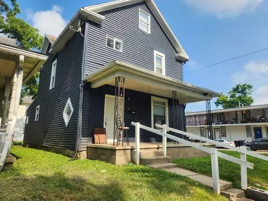 437-437 1/2 Harrison Ave Apartment for rent in Lancaster, OH