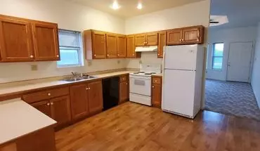 4 of 9 703 Eastmont House for rent in Lebanon, MO