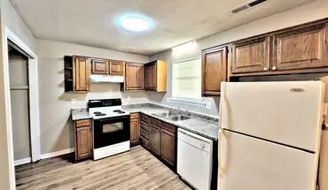 4 of 9 (son-3) Glenn Street Townhomes Apartment for rent in Decatur, AL
