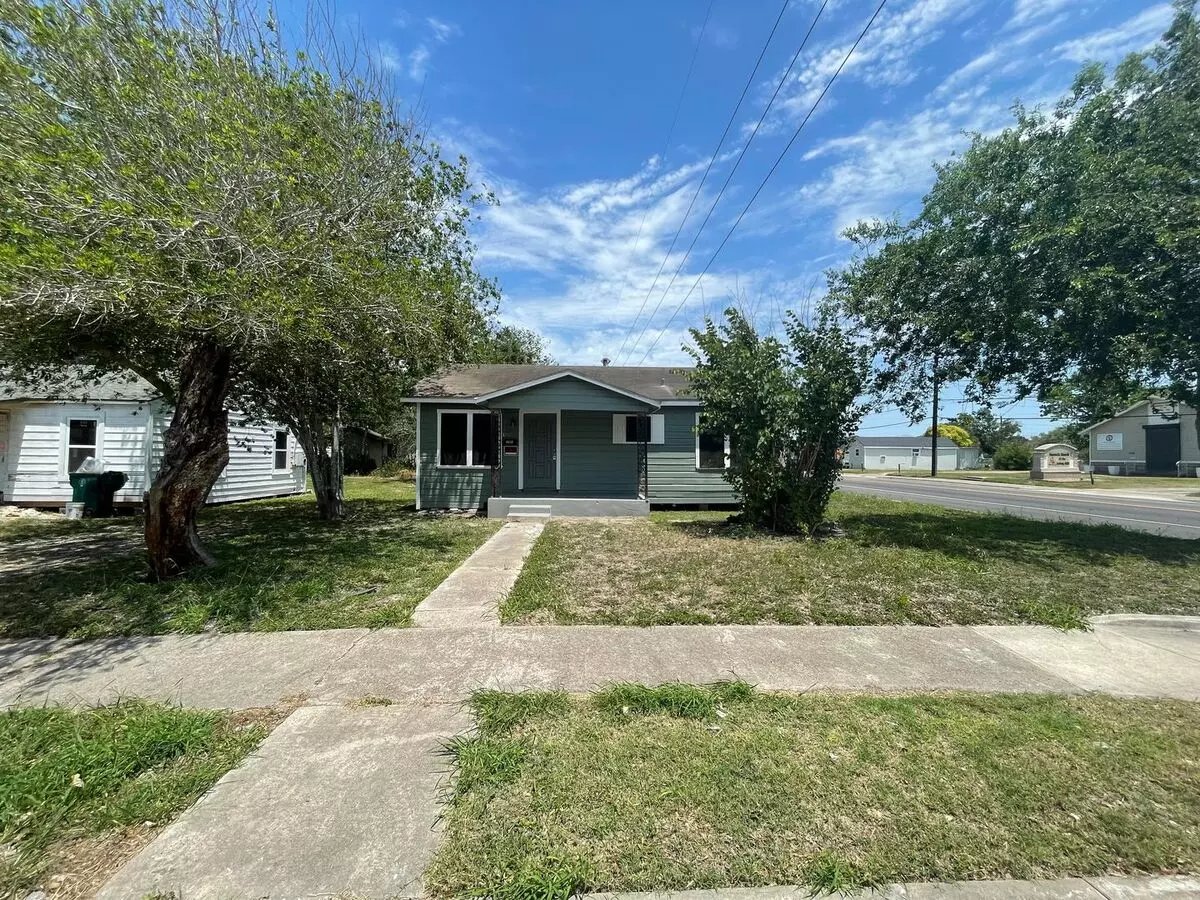 Accepting Section 8 And Other Assistance Programs-1/2 Months Free Rent Off-for Asap Move-ins Only House for rent in Corpus Christi, TX