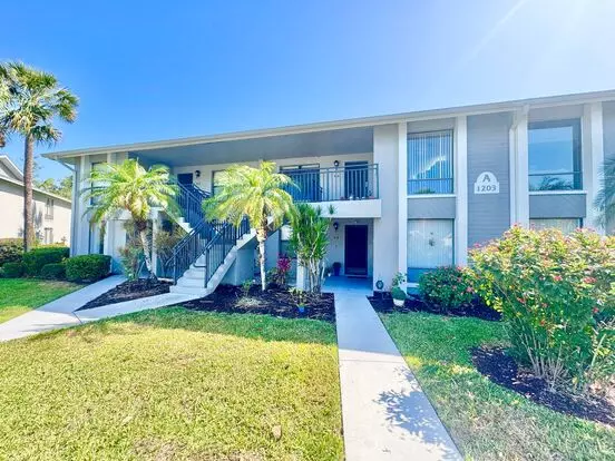 ** Abbey At Berkshire Village ** 2 Bed / 2 Bath - Condo - Turnkey - Seasonal Or Short Term Rental Apartment for rent in Naples, FL