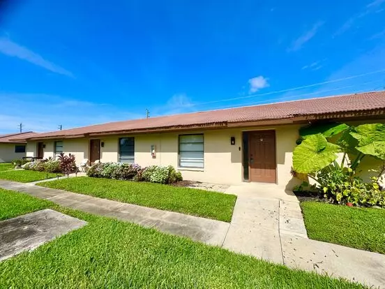 Pb - Tropicana Blvd Land Trust (3001 Tb) Apartment for rent in Naples, FL