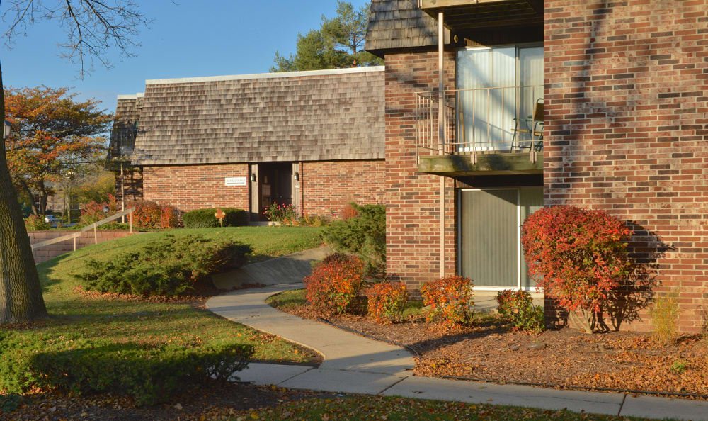 Normandy Village Apartments 2562 N 124th St Wauwatosa, WI