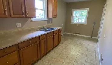 4 of 9 4023 Bowser St House for rent in Fort Wayne, IN