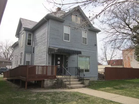 2212 South Calhoun Apartment for rent in Fort Wayne, IN 2212 South Calhoun Apartment for rent in Fort Wayne, IN