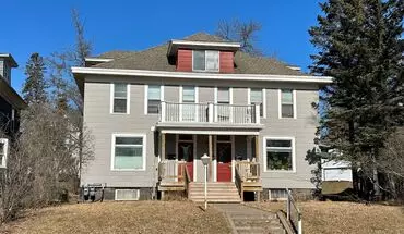 2 of 13 2105 - 2107 E 5th St Apartment for rent in Duluth, MN