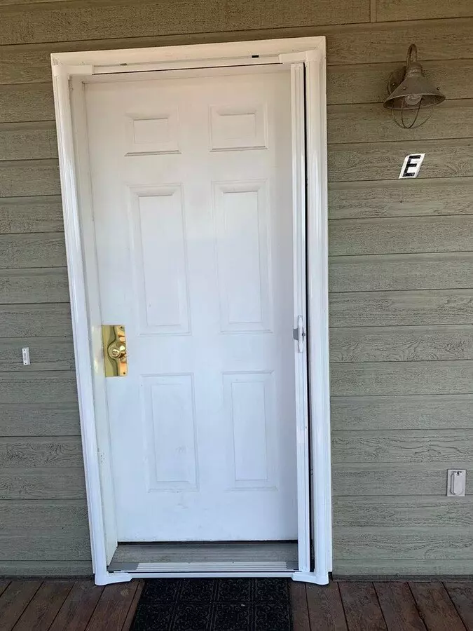916 Shirley Unit E House for rent in Belgrade, MT