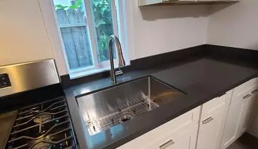 3 of 8 3806 Patterson Ave Apartment for rent in Oakland, CA