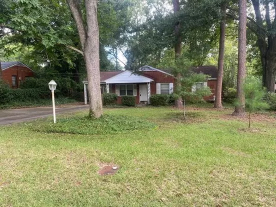 Bungalow In The Trees Apartment for rent in Montgomery, AL