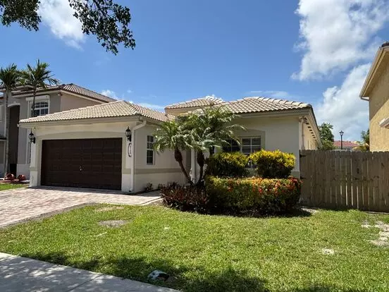 Beautiful 4/3 House - Charming Patio Apartment for rent in Cutler Bay, FL