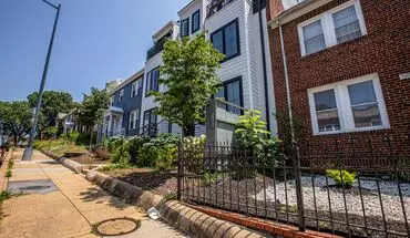 2 of 24 1011 18th St NE Apartment for rent in Washington, DC