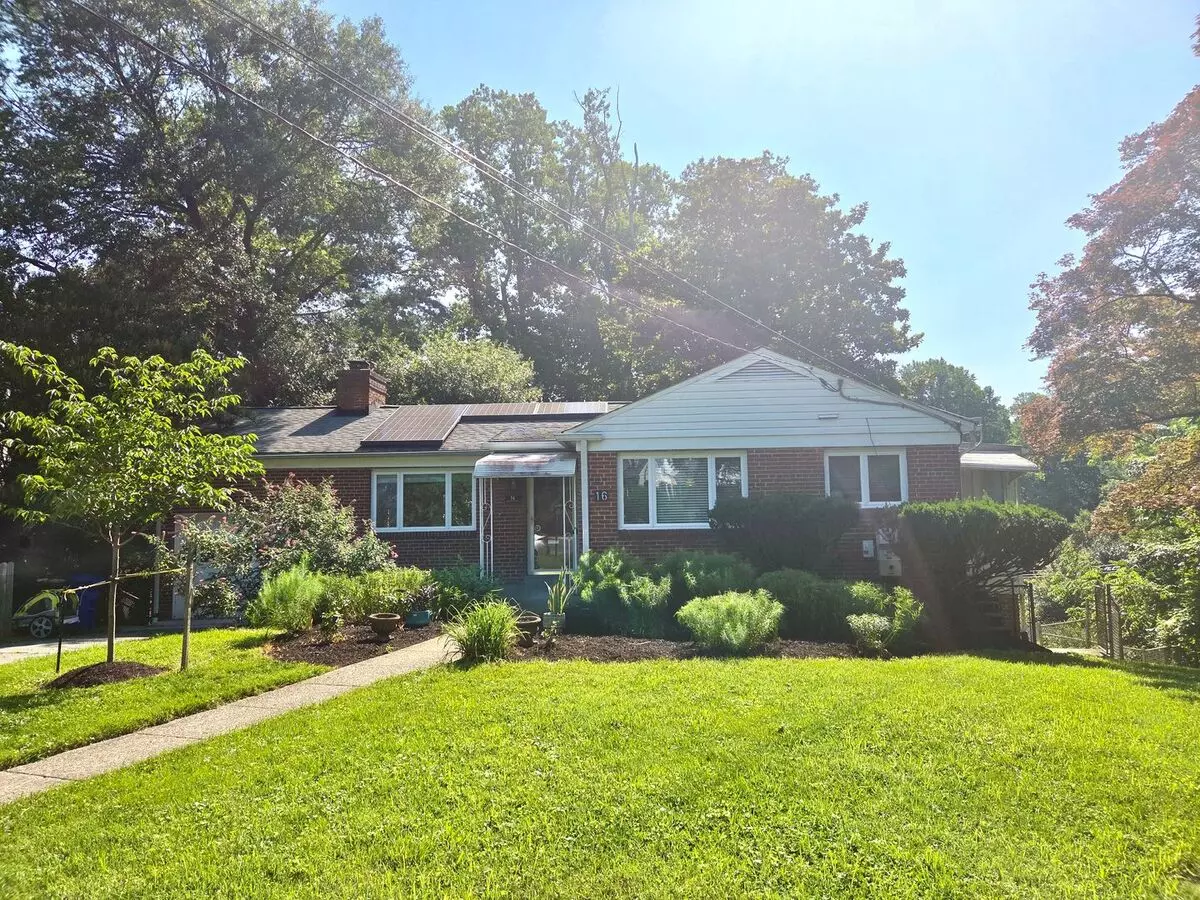 Lovely 4 Br/2 Ba Single-family Home In Silver Spring! End Of Summar Move In Special Promotion! $1,000 Off First Month’s Rent When You Move In Before The End Of The Month! House for rent in Silver Spring, MD