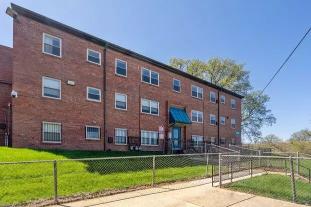 Lovely 3 Br/2 Ba Condo In Barry Farm! Apartment for rent in Washington, DC