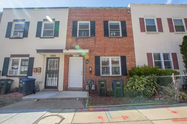 Relaxing 1 Br & 1 Den/1 Ba Apartment In Pleasant Plains! Apartment for rent in Washington, DC