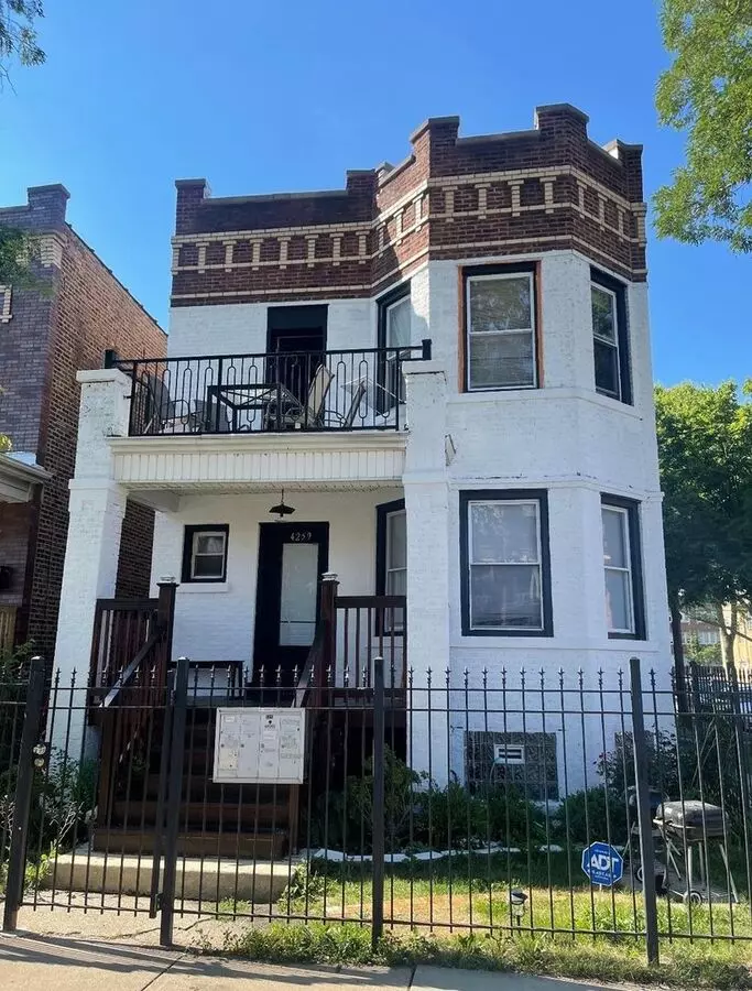 Charming 2br Duplex In Chicago House for rent in Chicago, IL